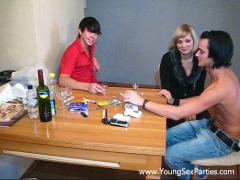 Adult stream video category Young Sex Parties (180) sec. Lads share o(Gianna).