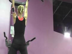 Good amorous video category workout (587 sec). Round ass in leggings working out.