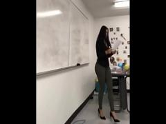 Stars videotape recording category exotic (224 sec). College Professor Fired for having a big booty    http://grbe.st/HCs0JK.